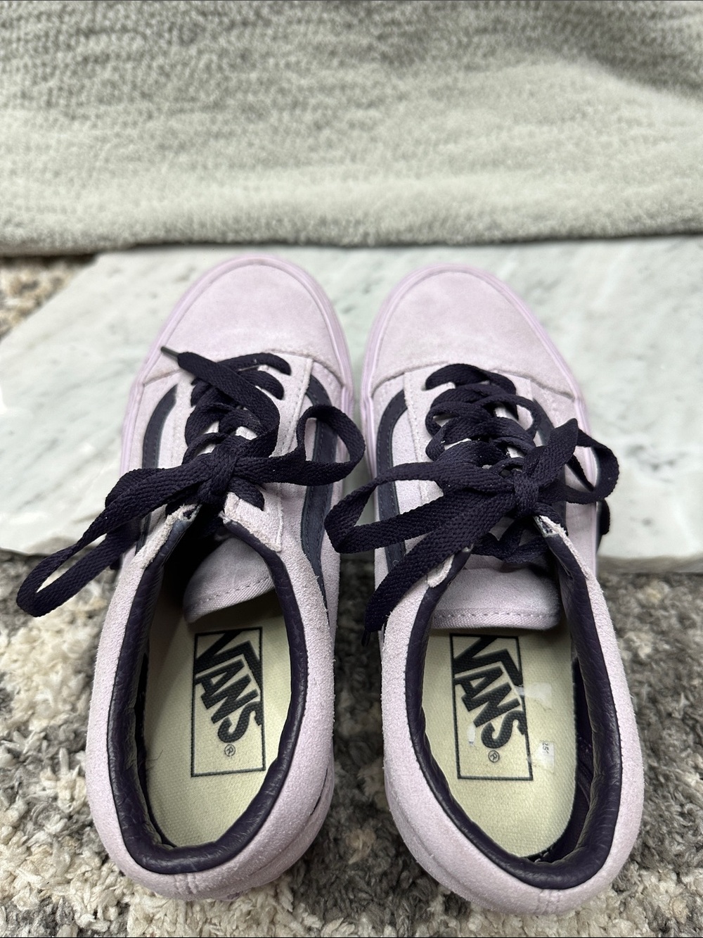 Vans Classic Lace-Up Platform Sneakers in Light Lavender Kid’s US sz. 4 - Picture 7 of 7